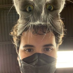 Meet your Posher, Felipe